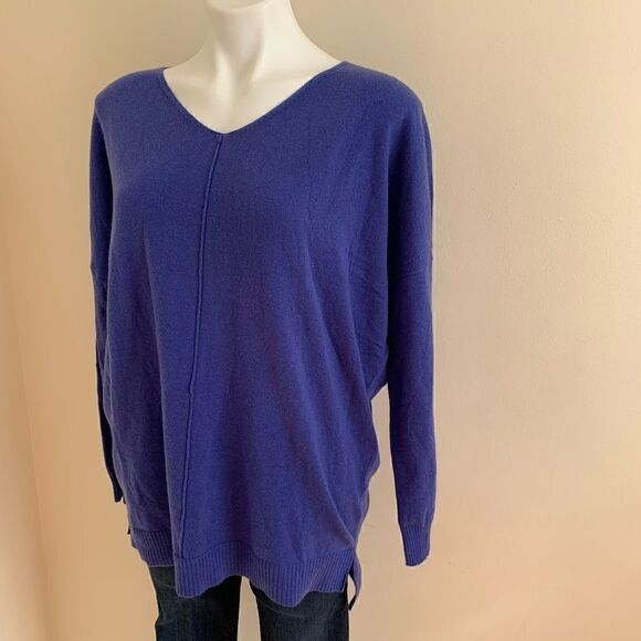She & Sky NWT Tunic Sweater - Picture 2 of 5